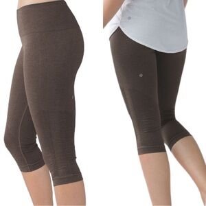 LULULEMON: In The Flow Crop II Leggings -Heathered Bark Chocolate -Size 12